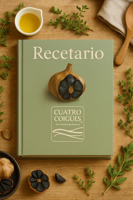 Selección Maestra: 2 pasta de ajo negro 125gr c/u + 1 frasco dientes pelado de ajo negro 125gr + 1 Aceite de oliva emulsionado con ajo negro + Ebook con 12 recetas.